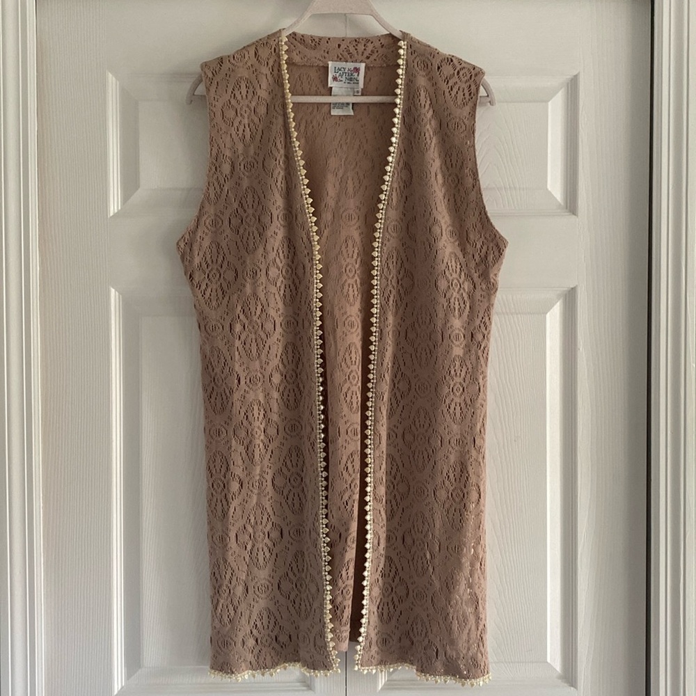 Lacy Afternoon by Shell Kepler Mauve Lace Open Front Vest - Size Small